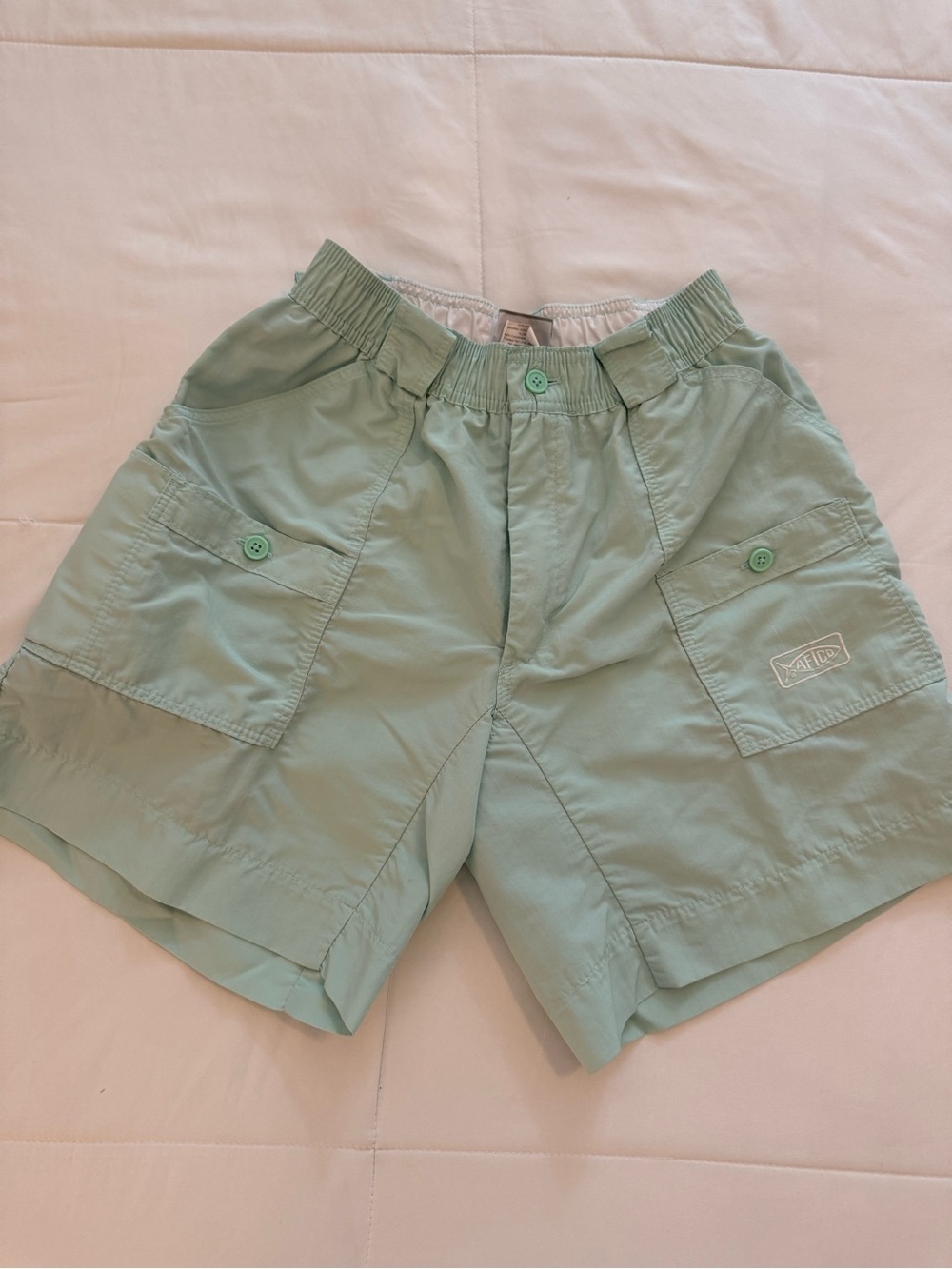Men’s AFTCO Light Sage Green Cargo Shorts Size 30